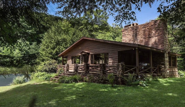 Forest Lodge at Seven Springs