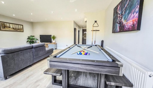 Forest Lodge North Chingford