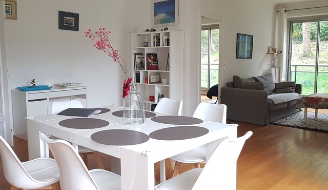 Forest Paradise, Très Grand Salon, 15 min de Paris