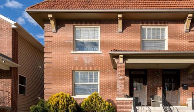 Forest Park 4BR-3BA 1st Fl Master ABODEbucks