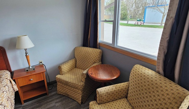 Forest Plaza Motel