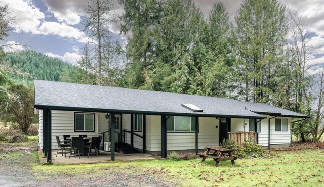 Forest River Farmhouse Retreat