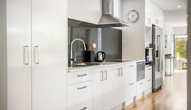 Forest View Apartment with Parking and Garden