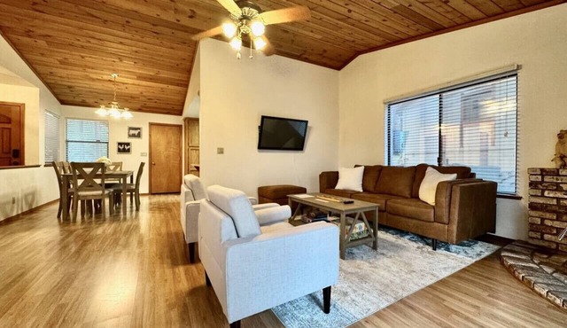 Forest View Family Home