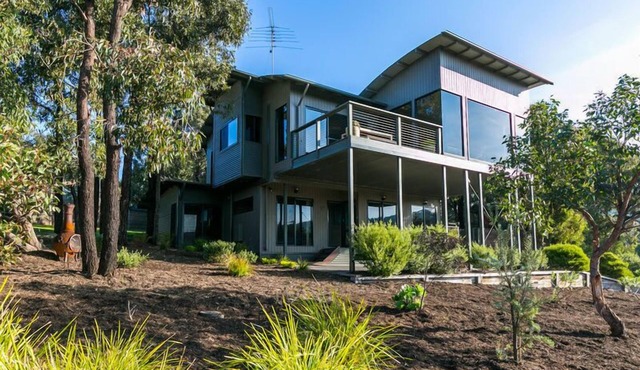 Forest View I Pet Friendly