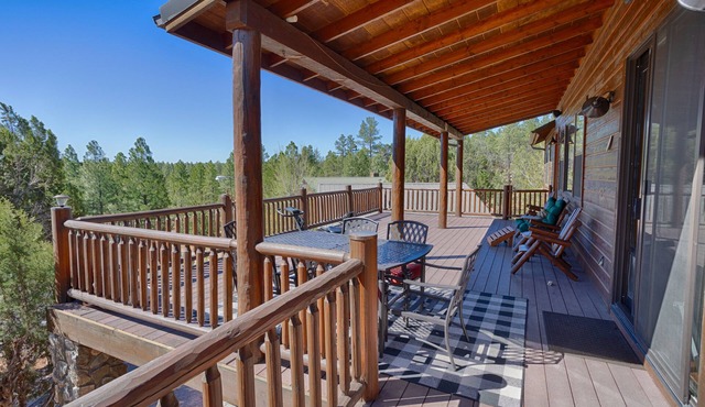Forest Views nFenced for Kids and/or Dogs, AC/Great Wi-Fi/DirectTV/Grill/Laundry