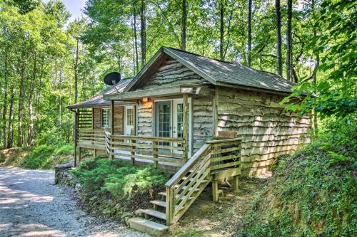 Forest Views! The Woodshop Robbinsville Cabin