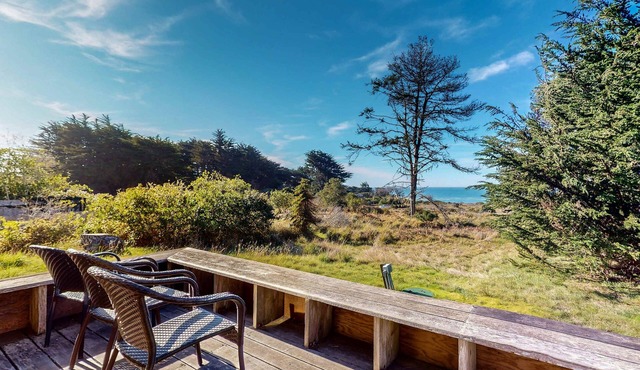 Forested home with private hot tub near Black Point