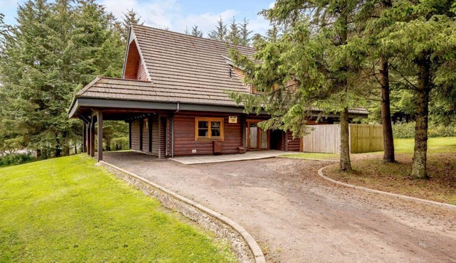 Foresters Spa Plus, Dundee