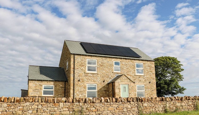 FORESTSIDE VIEW, pet friendly, with a garden in Woodland