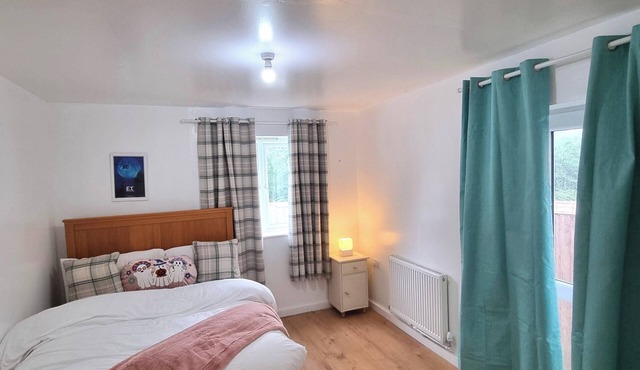 Forge Lane Cozy Apartment