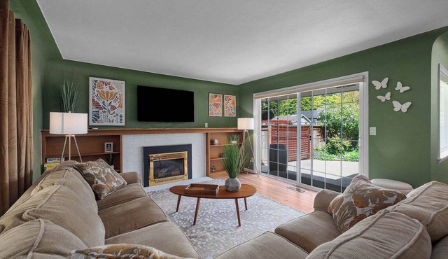 Forget your worries in this spacious and serene space