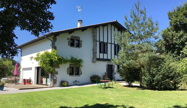 Former farmhouse at the crossroad of Saint-James of Compostela pilgrimage routes
