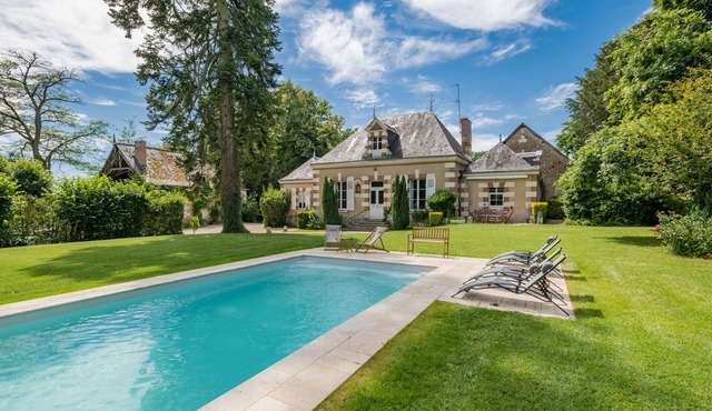 Former hunting lodge of the castle of CHAUMONT SUR LOIRE.
