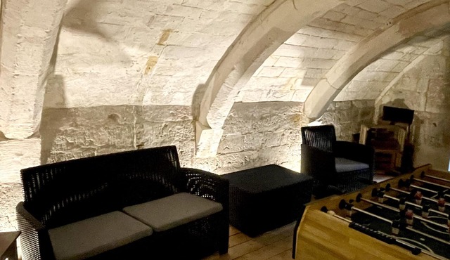 Former presbytery just renovated, 3 stars