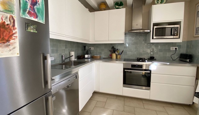 Former priory with garden, near Burgundy vineyards, nature and history