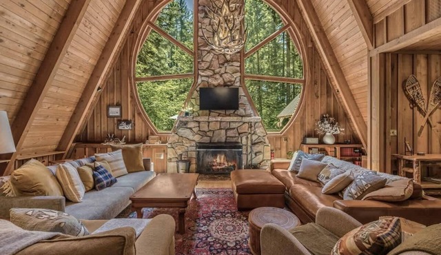 Forrest Lodge Large Private Luxury w Hot Tub