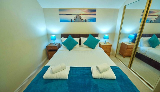 Forrester House with Free Parking