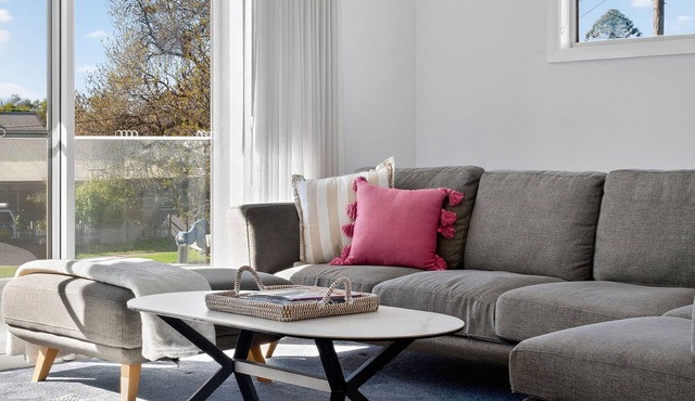 Forsyth Retreat - Modern Townhouse