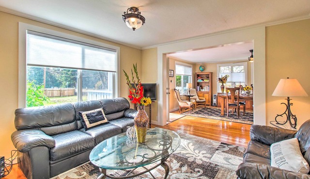 Fort Bragg Home, Close to Laguna Point Beach!