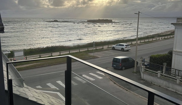 Fort Joyeux 2nd floor direct sea view