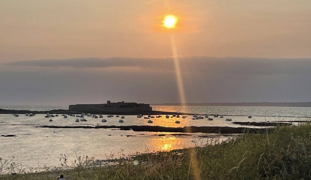 Fort Joyeux Rdc vue Directe mer Avec Terrasse