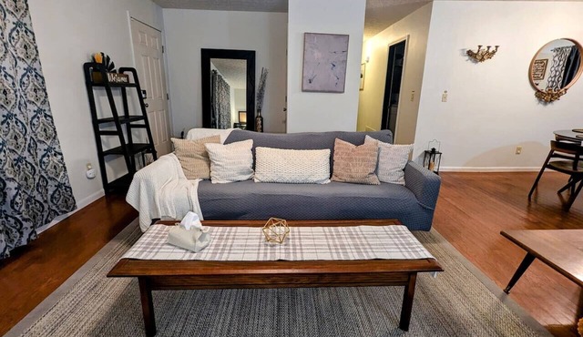 Fort Leonard Wood. Saint Robert cottage Home.