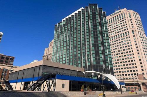 Fort Pontchartrain Detroit, a Wyndham Hotel