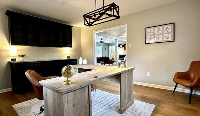 Fort Smith/Nurses, Ebbing, TDY/Furnished 4 BR