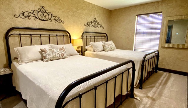 Fortunata Winery Casa Piccolo, Cozy 2 Queen Retreat