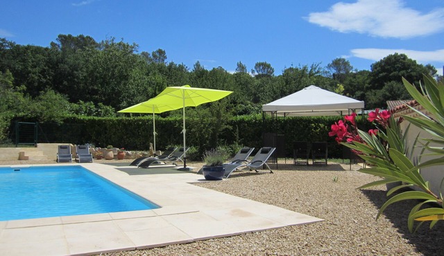 Fortunie -Provencalisches cottage, renovated, large pool, quiet, at the Vineyard