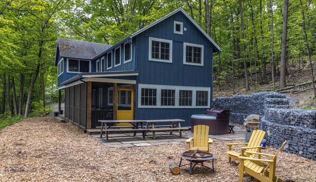 Fossil Beach: "Canandaigua Lake Retreat and Memorable Views!"