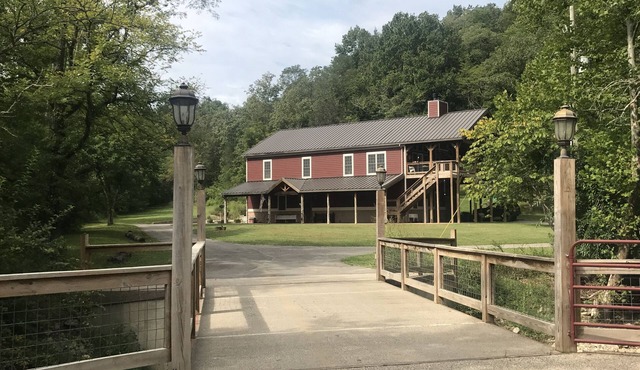 Fossil Creek Woodlands.Rustic, Private, Retreat
