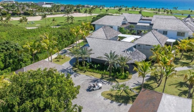 Founders' Villa- Sea & Green Prime Destination