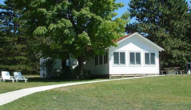 Fountain Point - Cook's Cottage