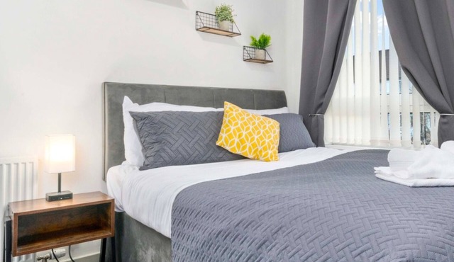 Four bedroom 1st floor apartment in Airdrie