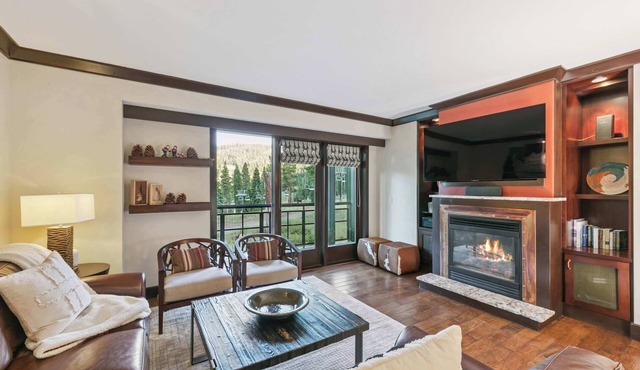 Four-Bedroom · 4.5 Bath · Resort View · Sleeps 10