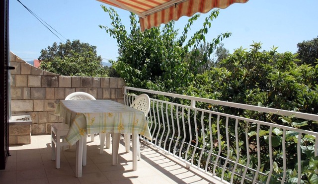 Four-bedroom apartment with terrace Sreser, Pelješac (A-4557-a)