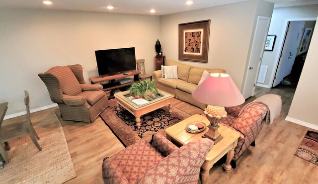 Four-bedroom condo with three KING BEDS, two twin beds. Three full baths.