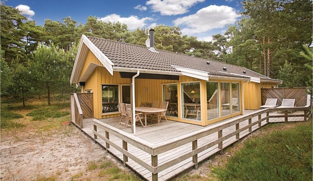 Four-Bedroom Holiday Home In Nexo