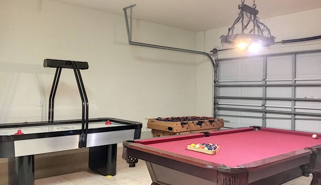 Four bedroom in United States of America, Davenport