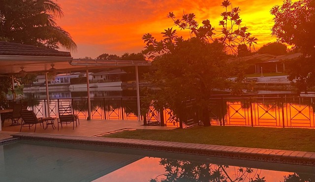 Four Bedroom Waterfront Vacation Home, Heated Pool - Near UM and Coral Gables
