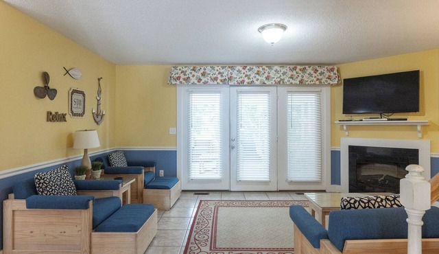 Four Bedroom Yacht Condo