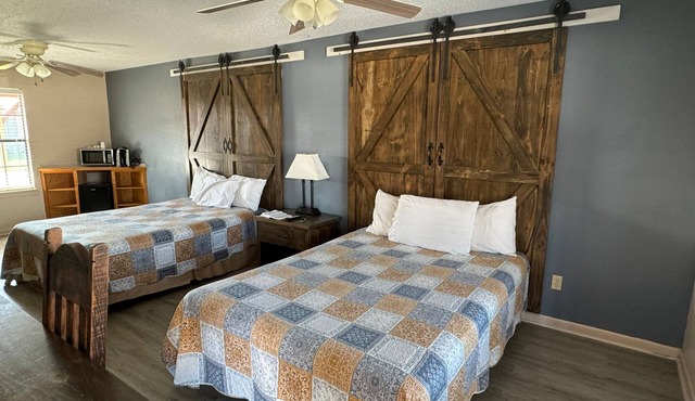 Four Horsemen Hotel