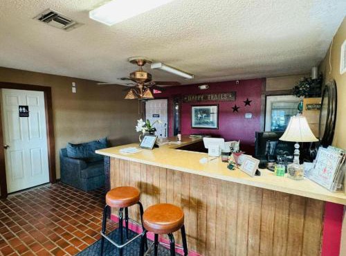 Four Horsemen Motel