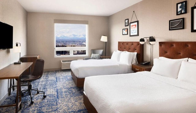 Four Points by Sheraton Calgary Airport