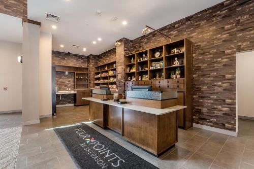 Four Points by Sheraton Elkhart