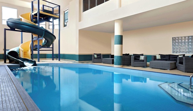 Four Points by Sheraton Hotel & Suites Calgary West