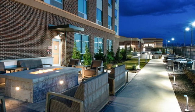 Four Points by Sheraton Kansas City Olathe