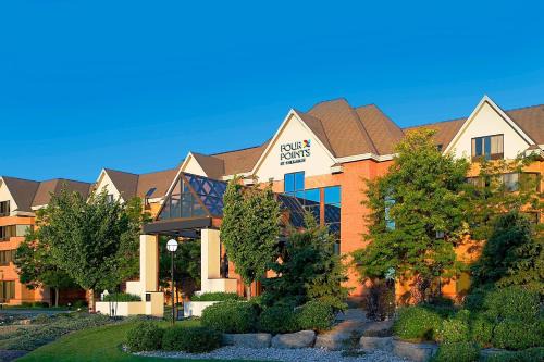 Four Points by Sheraton St. Catharines Niagara Suites